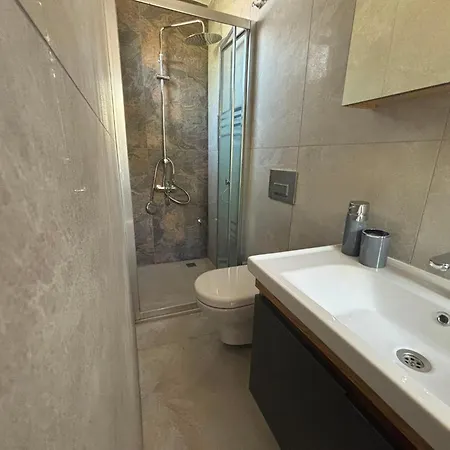 Istanberry - Ladies Premium Terrace كوشاداسيه
