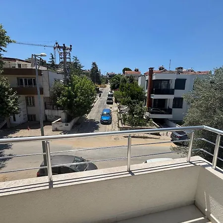 Istanberry - Ladies Premium Terrace كوشاداسيه