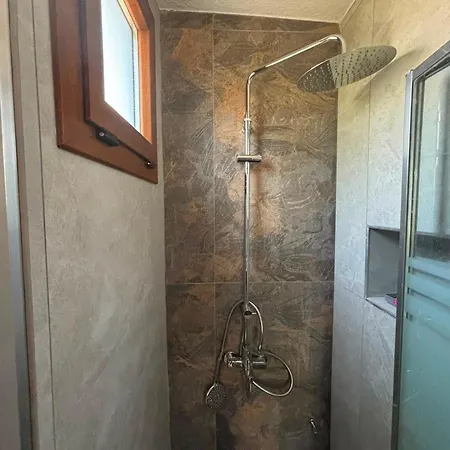 Istanberry - Ladies Premium Terrace * كوشاداسيه