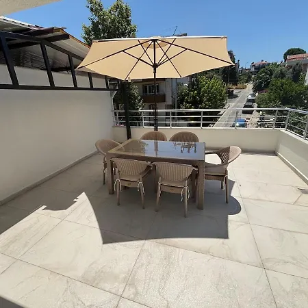 Istanberry - Ladies Premium Terrace كوشاداسيه